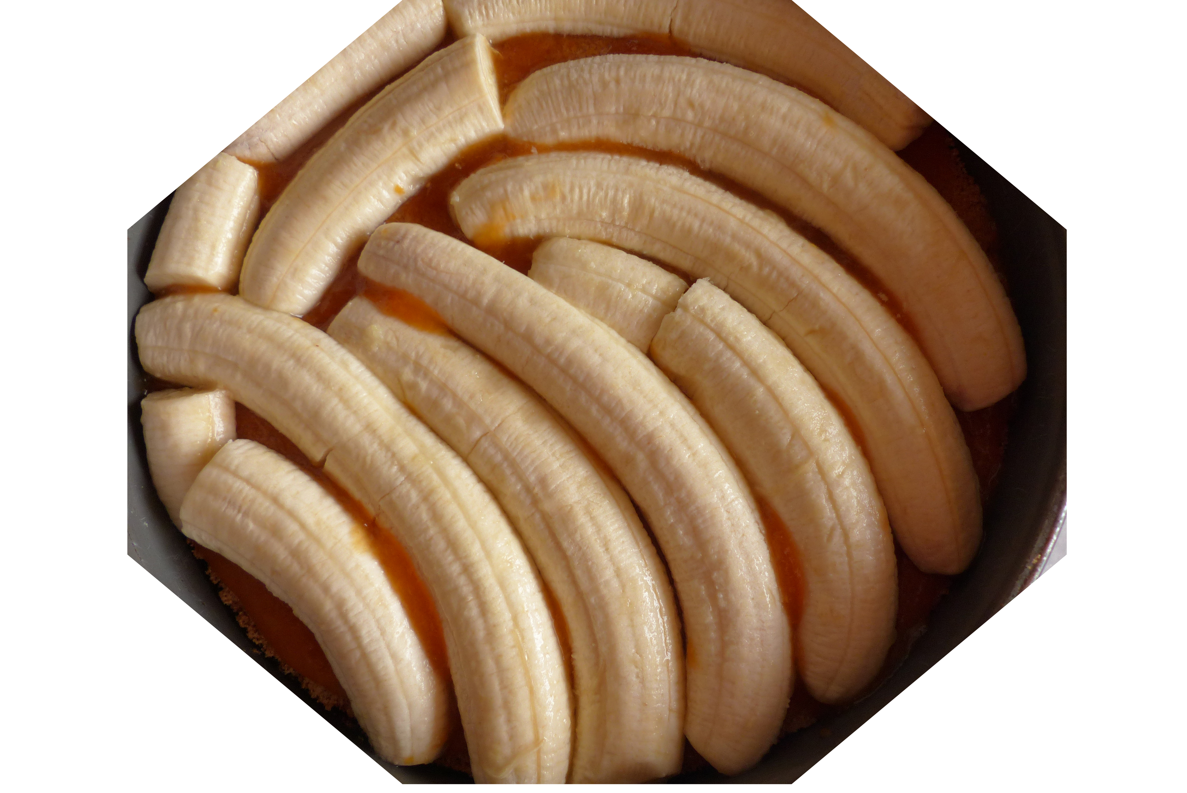 <p>Die Bananen werden dicht an dicht auf die Marillenmarmelade gelegt.</p>