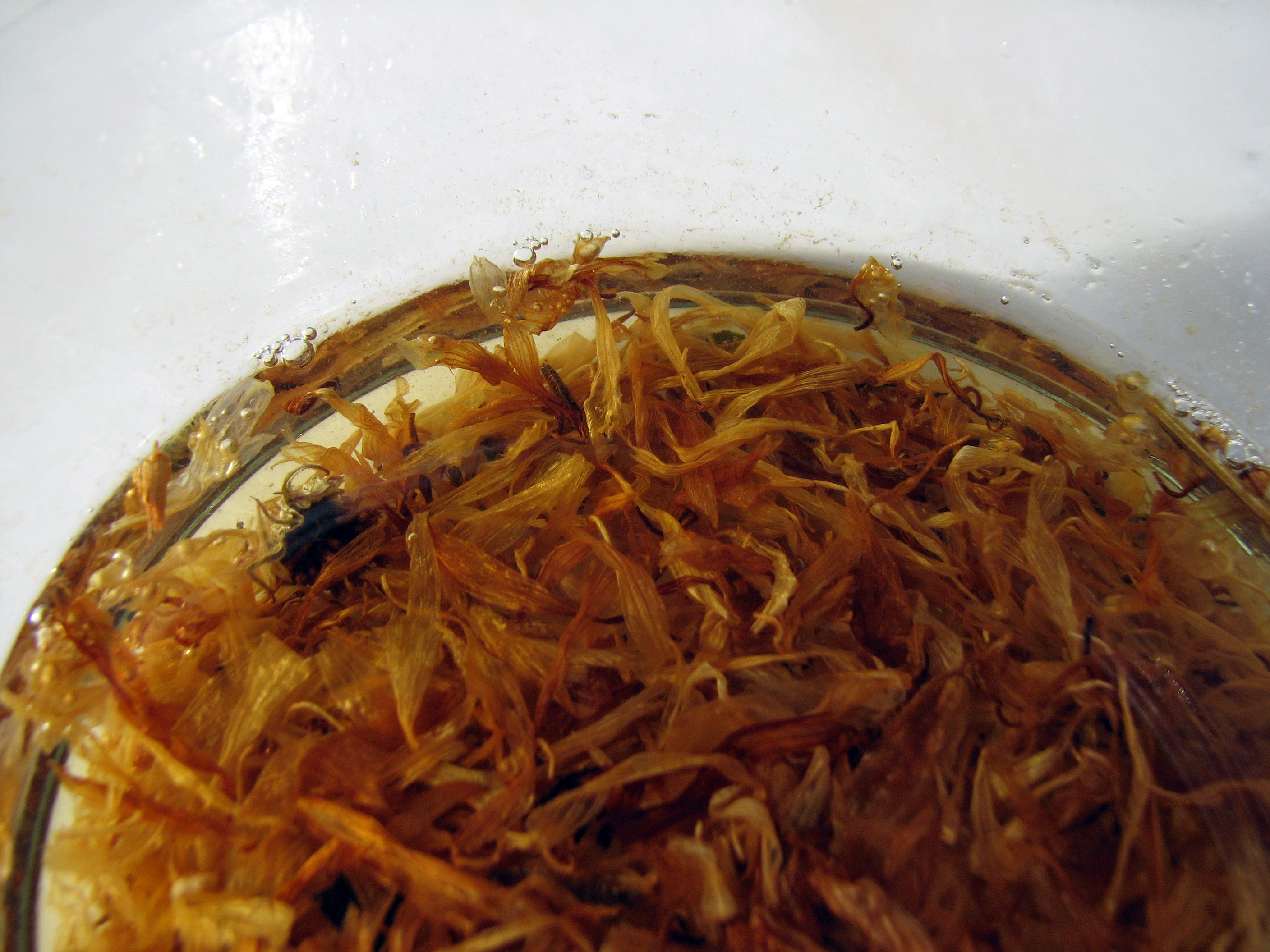 Ringelblumensalbe, ruckizucki! 