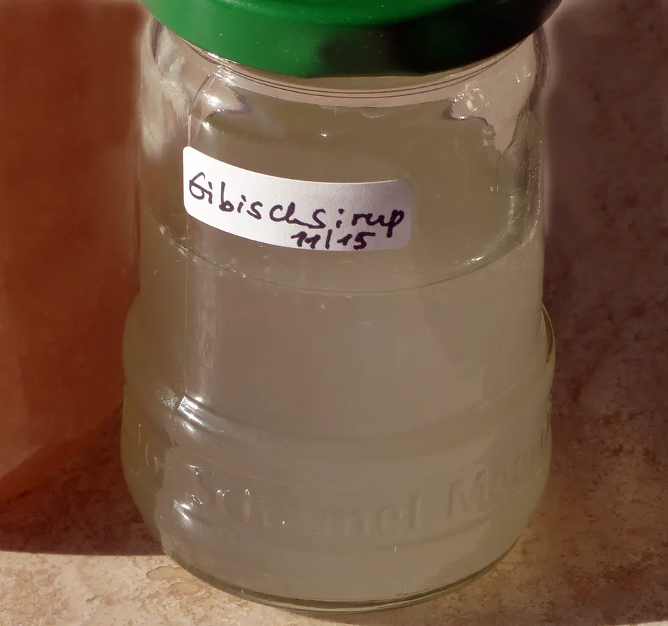 Eibischsirup mit Zucker