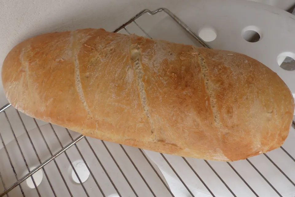 Weißbrot, freigeschobener Brotwecken 