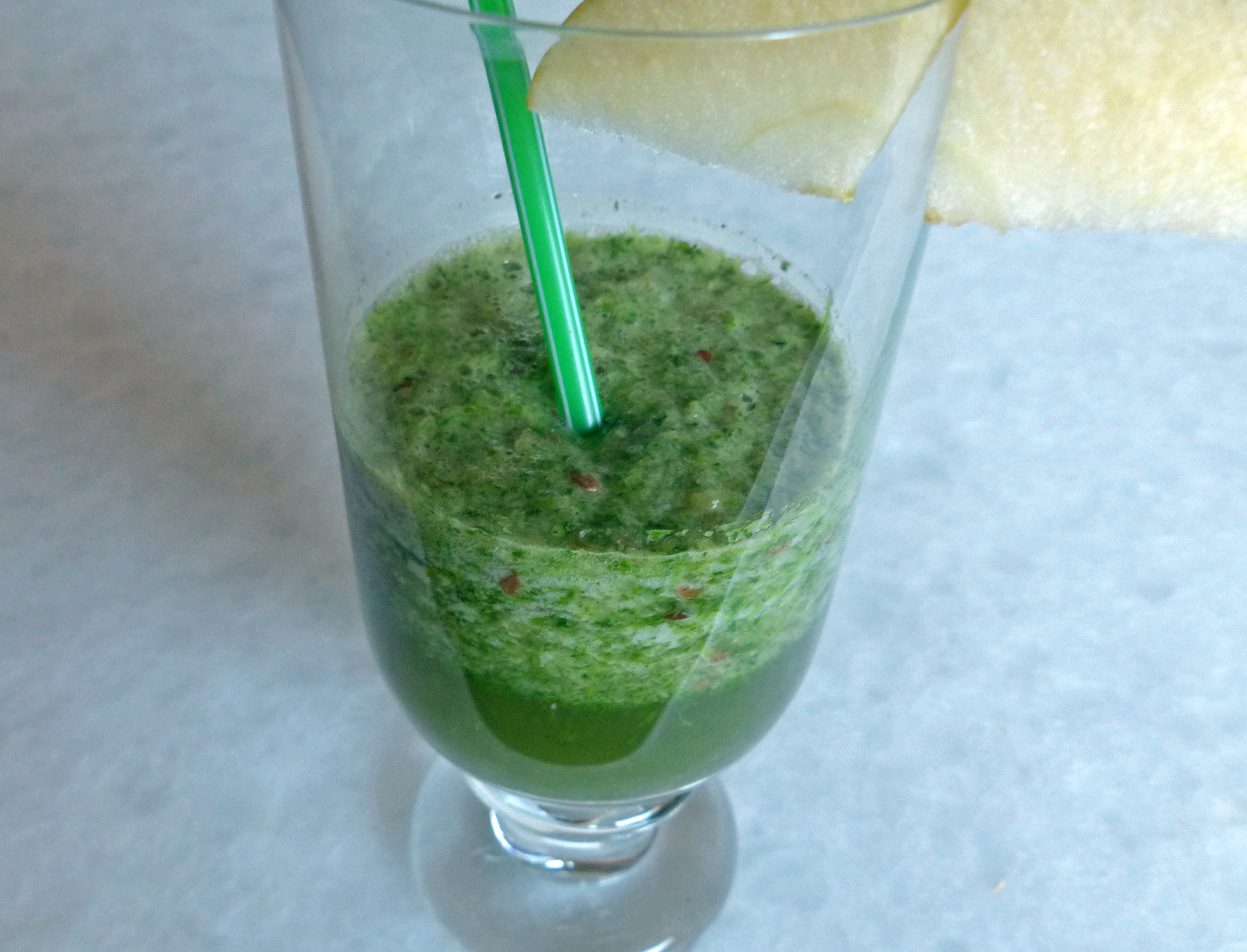 Smoothie mit Brennnessel
