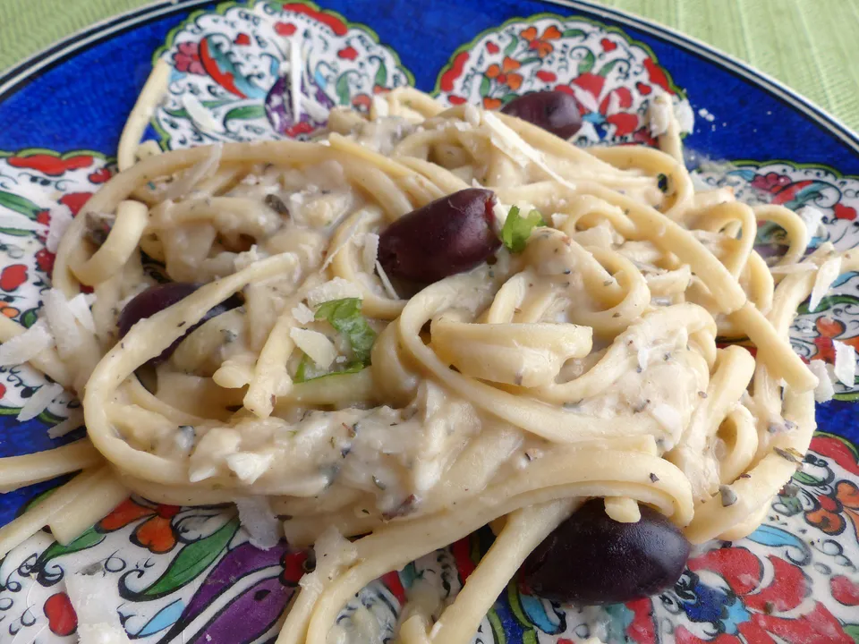 Spaghetti mit Bohnenpaste, pikant oder süß
