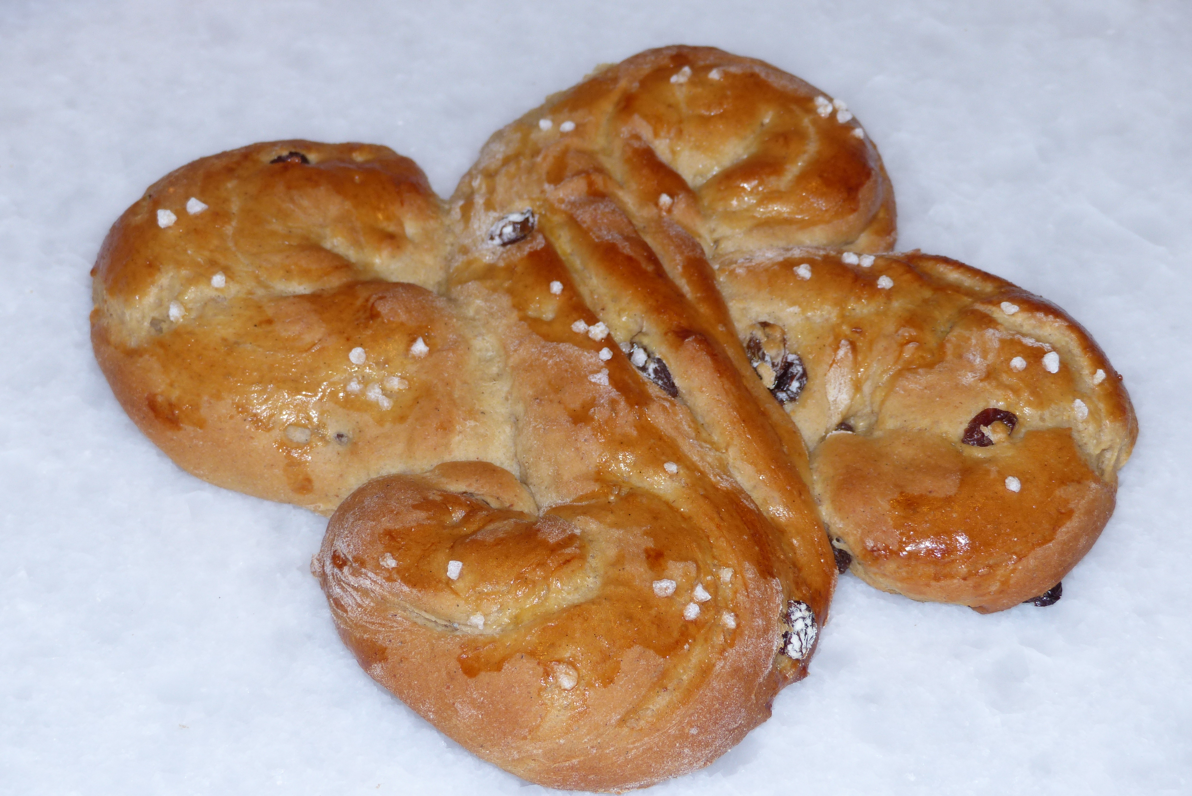 <p>Großes Thomasradl. Für seinen Teig wurde Dinkel-Vollkornmehl mitverwendet.</p>