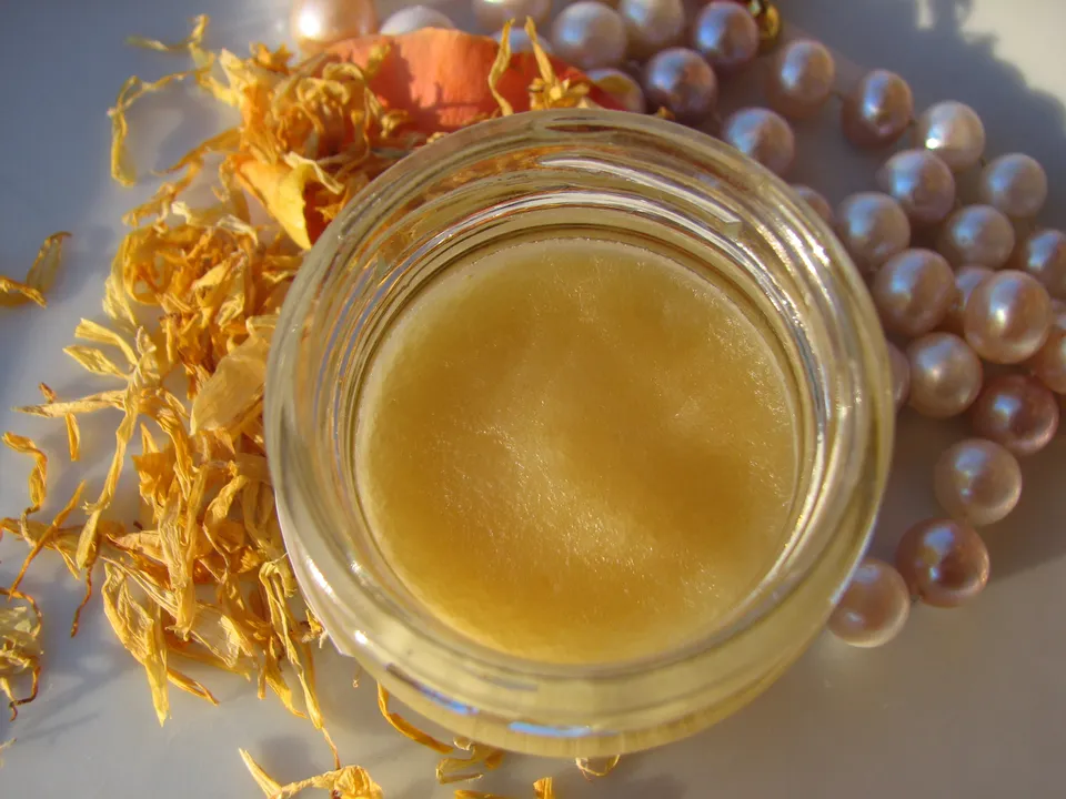 Ringelblumensalbe, ruckizucki! 