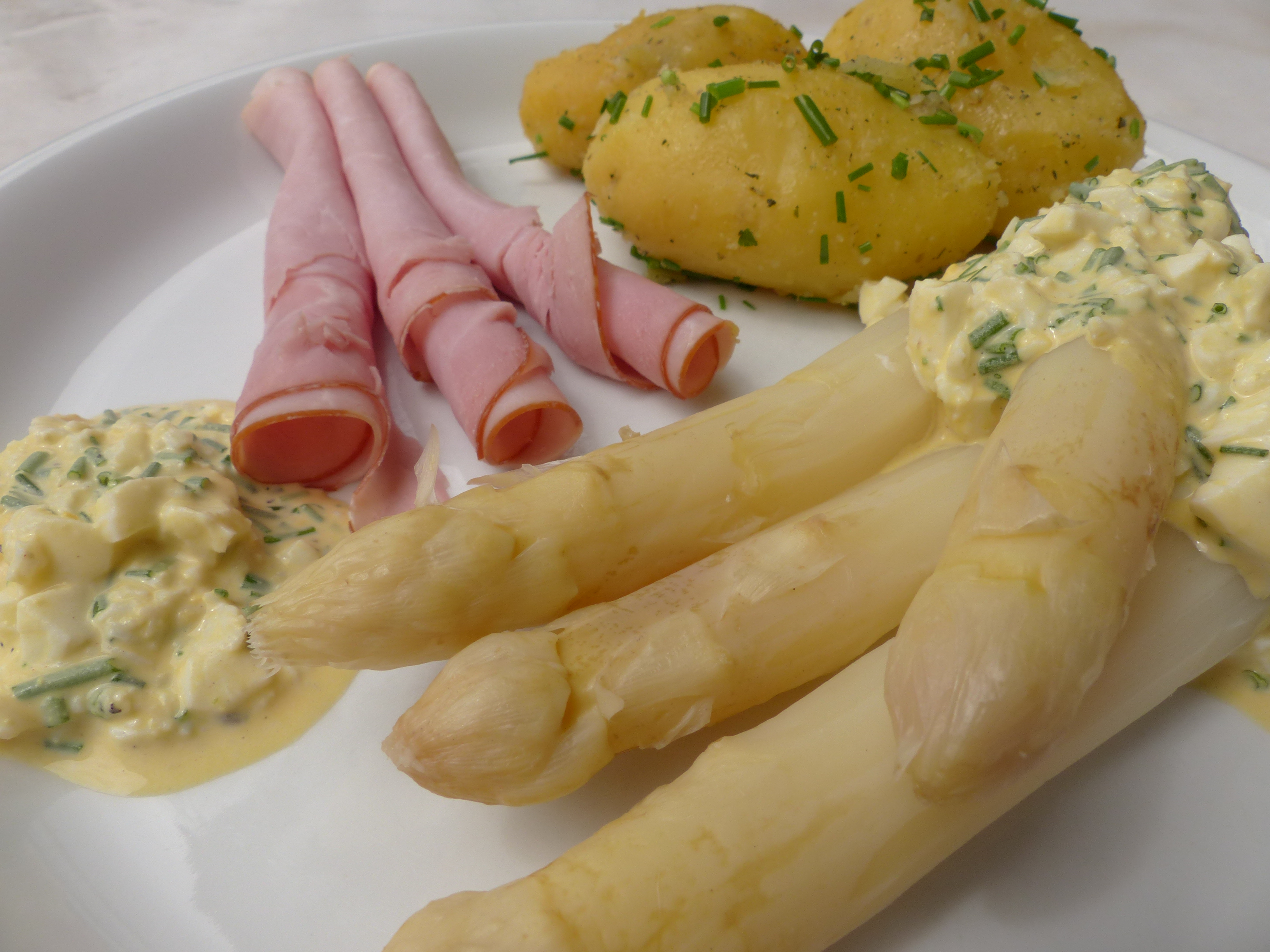 Bozner Sauce zu Spargel und mehr