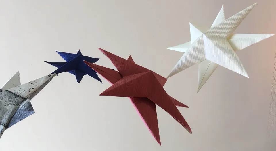 Faltsterne aus Tapete