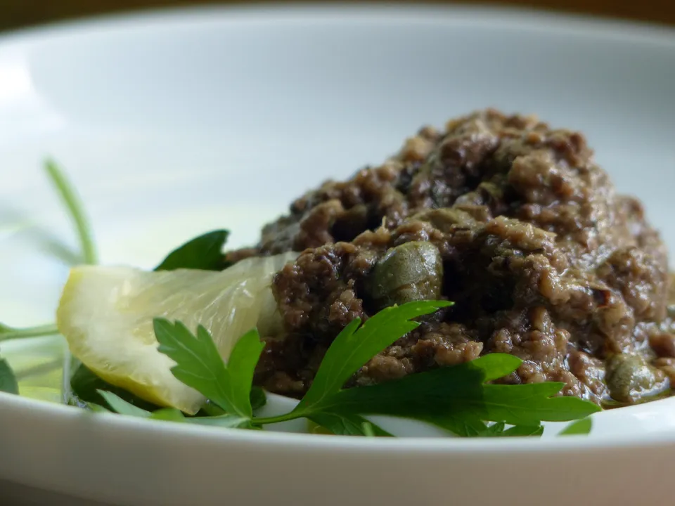 Olivenpaste - Tapenade mit Sardellen