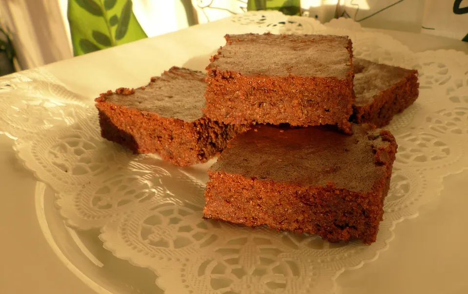 Brownies mit Schokolade und Roter Bete 