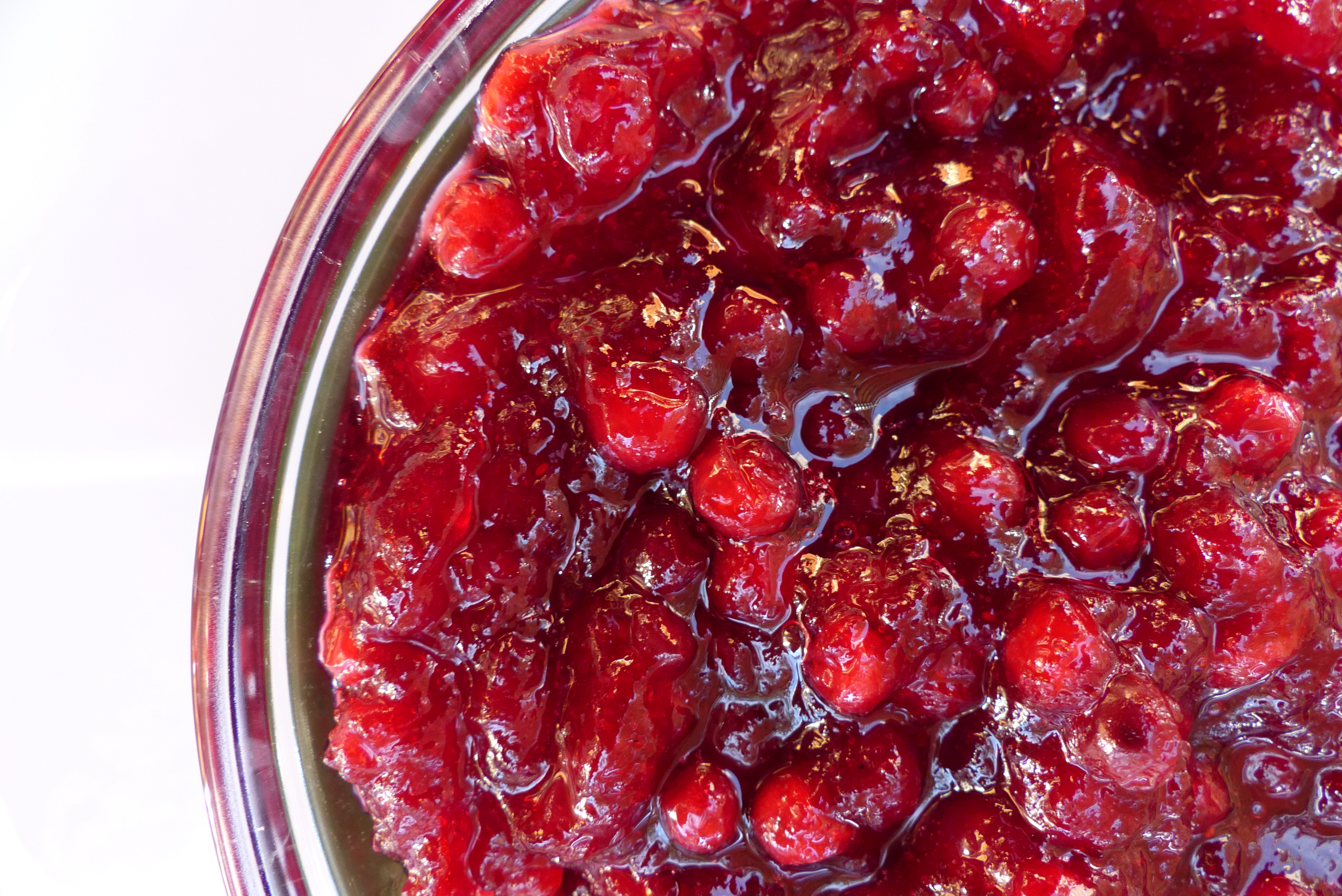 Preiselbeerschnitten mit Vanilleguss