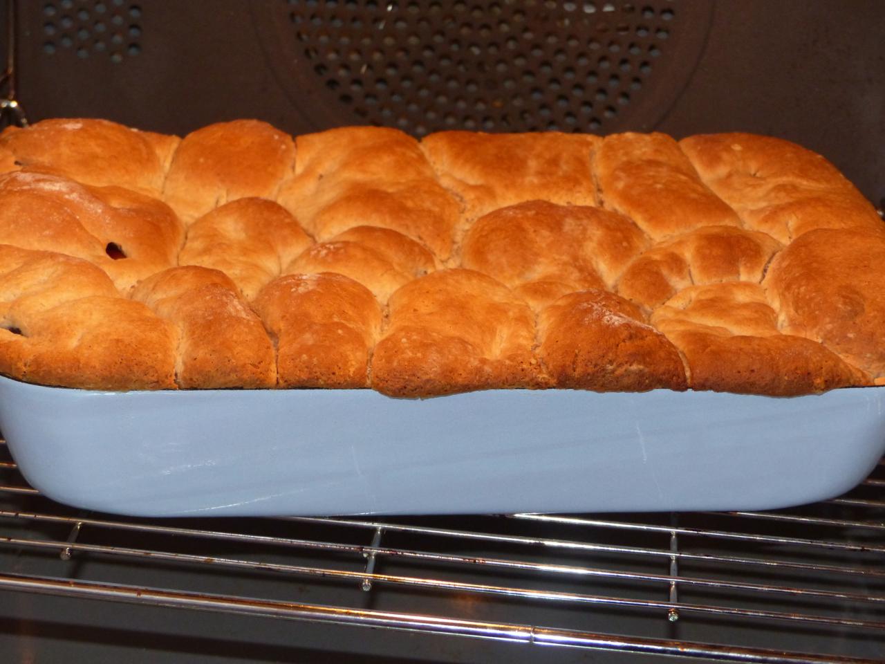 Buchteln mit Mohn-Schoko-Füllung